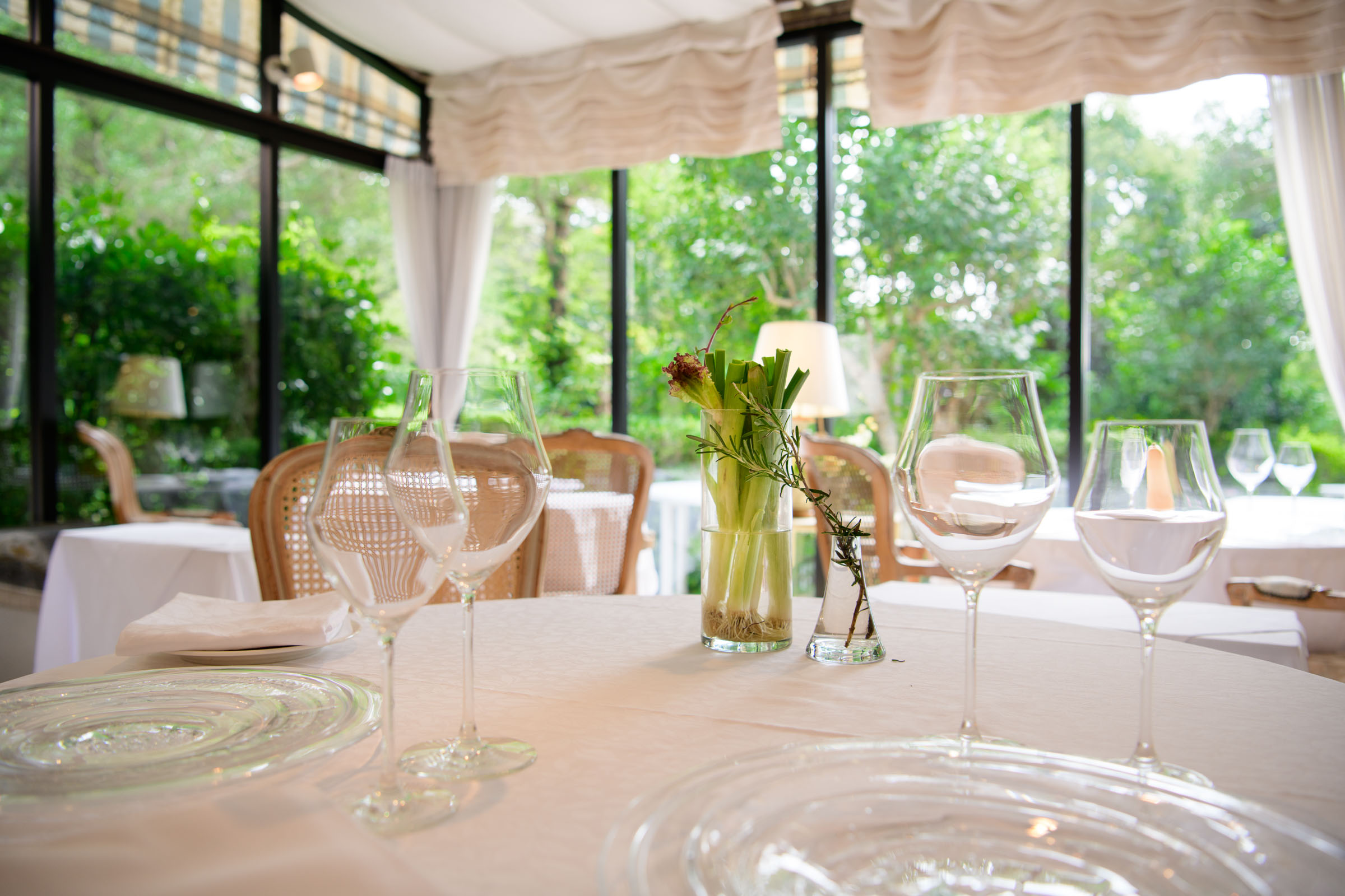 這座建築的靈感來自法國鄉村的 Auberge